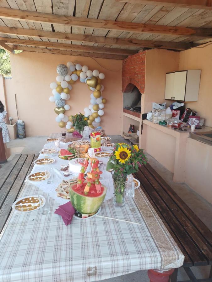 Red Apartman Τρέμπινιε Εξωτερικό φωτογραφία