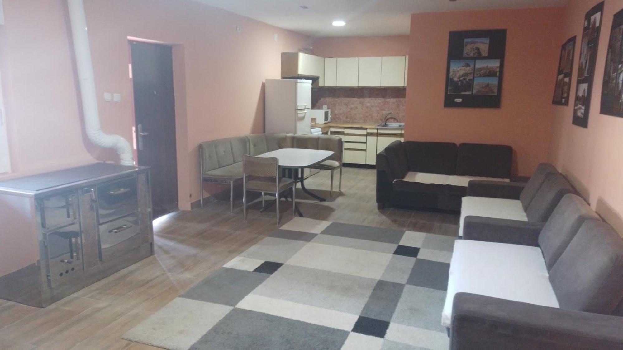 Red Apartman Τρέμπινιε Εξωτερικό φωτογραφία